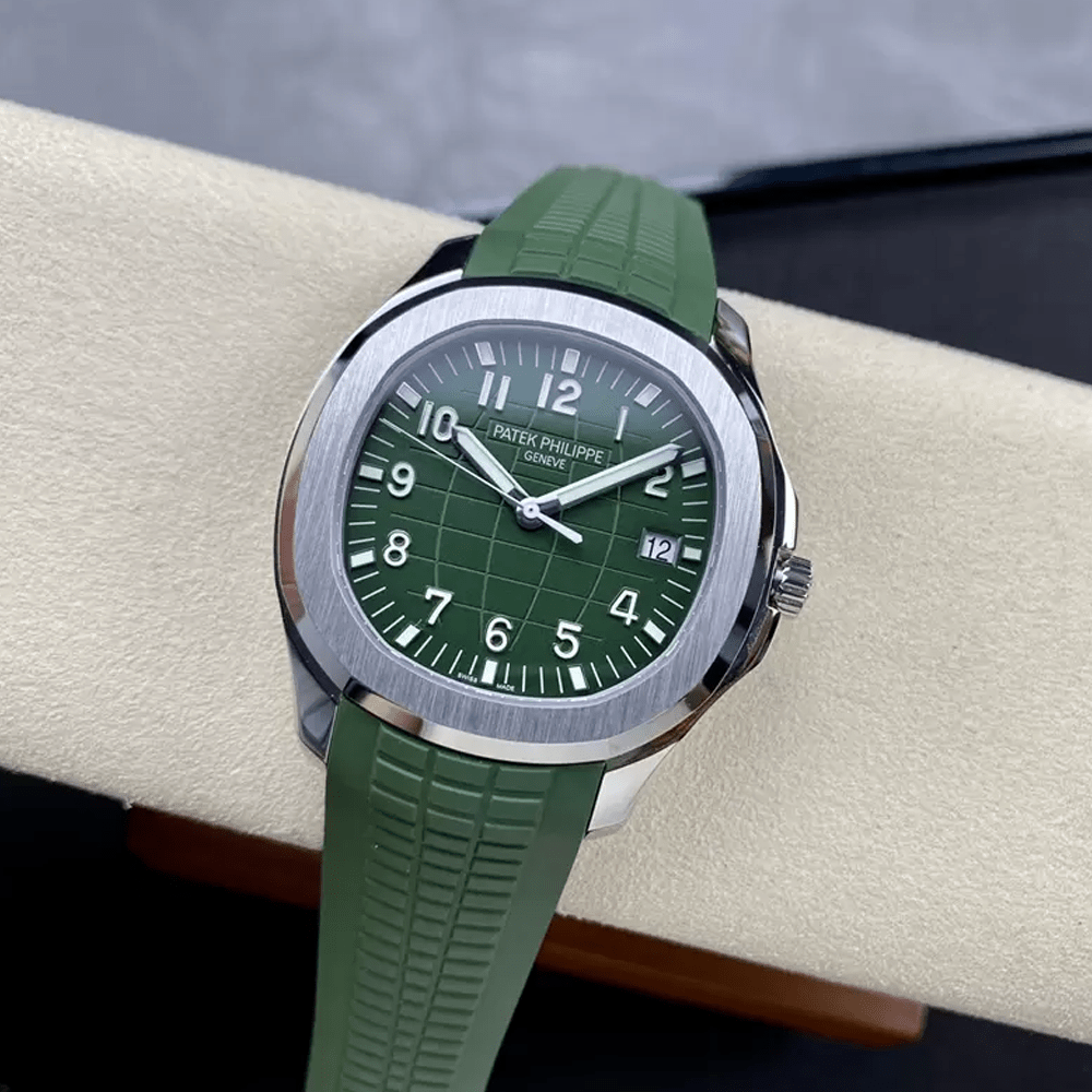 파텍필립 아쿠아넛 그린 다이얼 SS 러버밴드 42mm 5168G