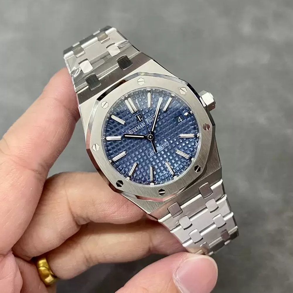 오데마피게 로얄오크 블루 텍스처 다이얼 SS 브레이슬릿 37mm 15450