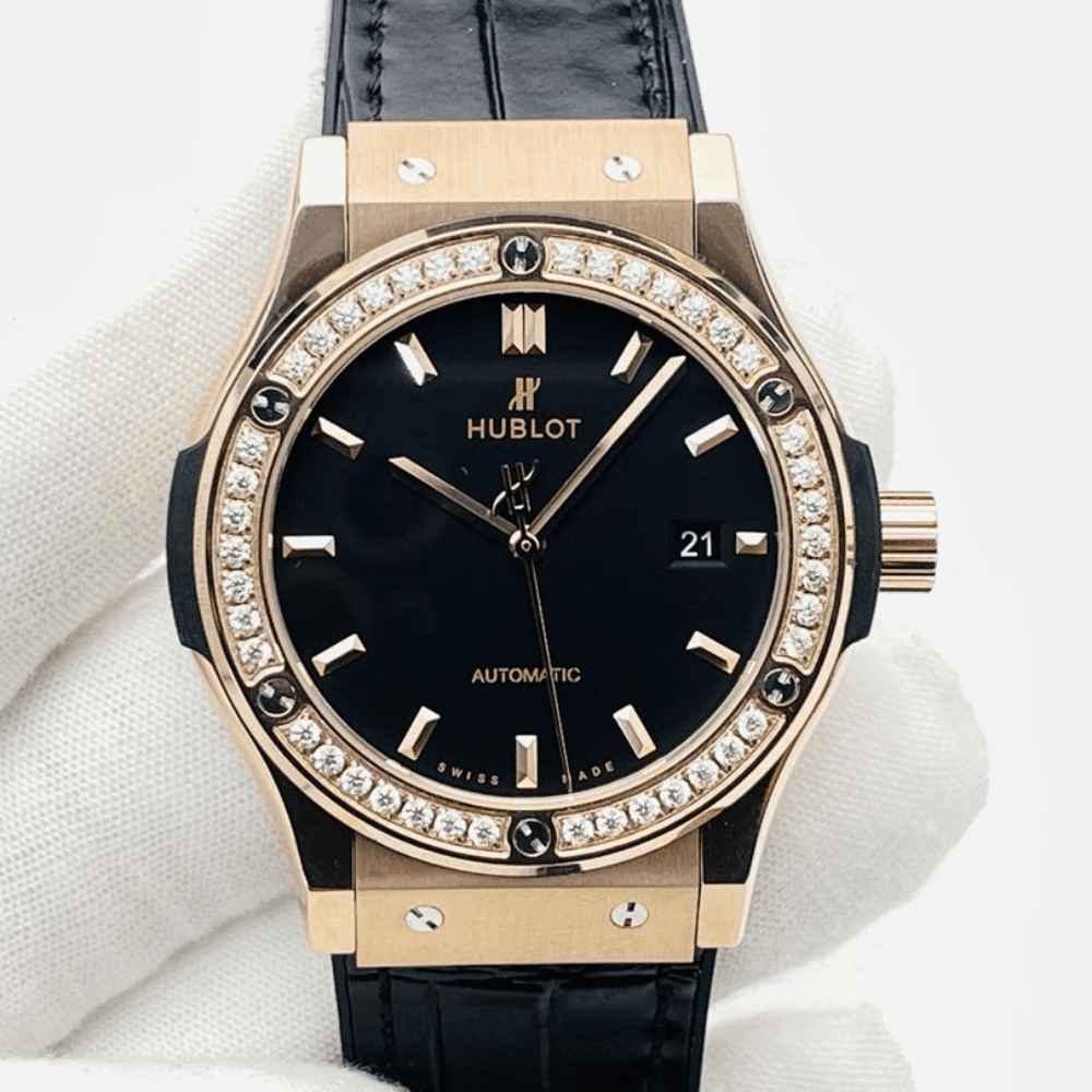 위블로 클래식 퓨전 블랙 다이얼 다이아베젤 로즈골드 금통 가죽 스트랩 38mm/42mm 542.OX.1181.LR