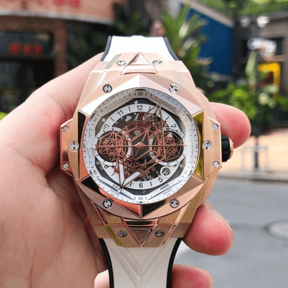 위블로 빅뱅 상 블루 II 골드 티타늄 러버 스트랩 45mm 418.OX.2001.RX.MXM20