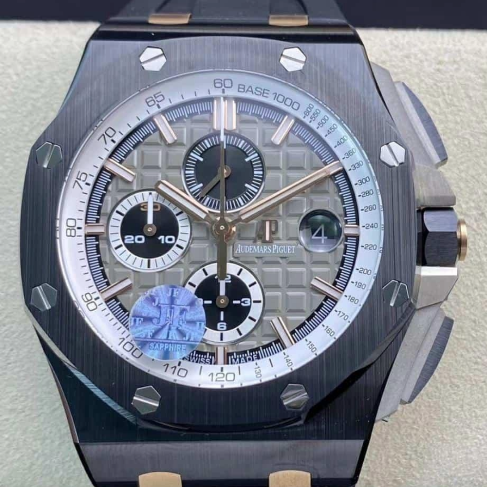 오데마피게 로얄오크 오프쇼어 풀세라믹 독일판 에디션 그레이 다이얼 블랙 러버 스트랩 44mm 26415CE