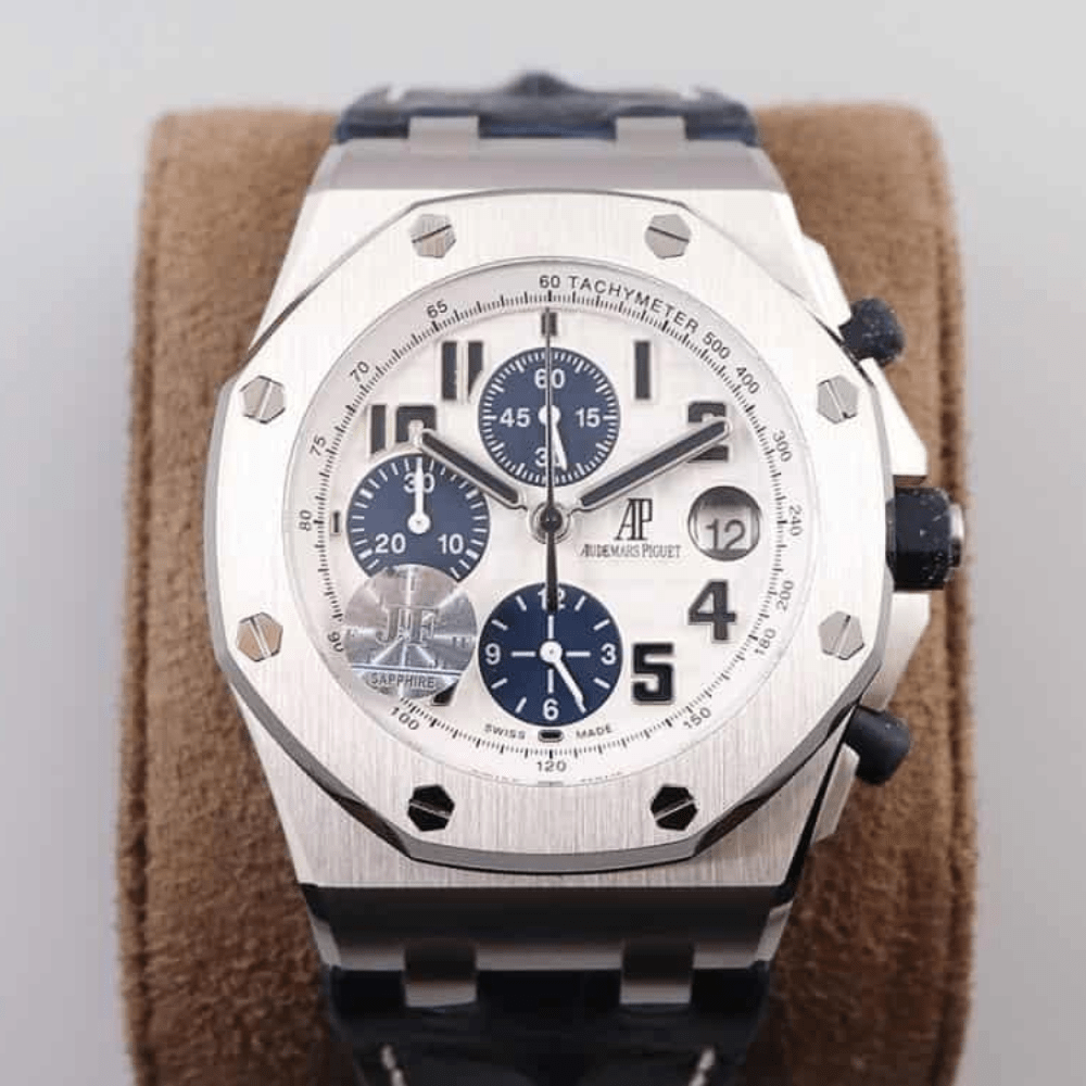 오데마피게 로얄오크 오프쇼어 화이트/블루 다이얼 스틸 블루 가죽스트랩 V2 42mm 26170ST