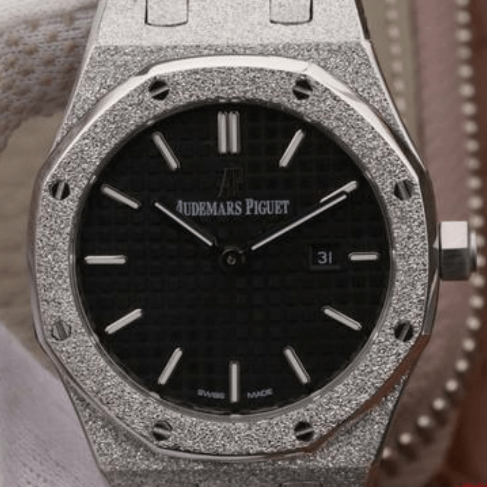 오데마피게 로얄오크 프로스트 골드 블랙다이얼 스틸 SS 브레이슬릿 33mm 여성용 67653