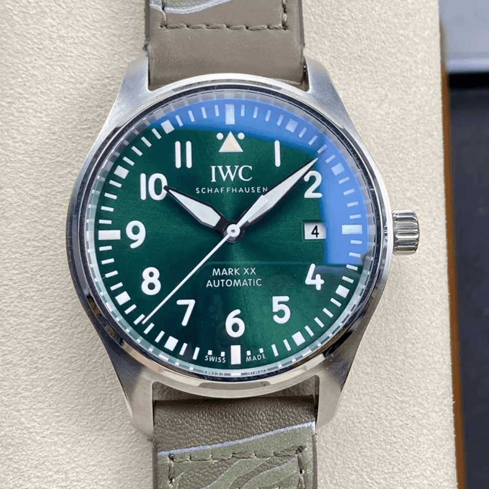 IWC 파일럿 워치 오토매틱 마크 20 가죽 스트랩 40mm IW328205