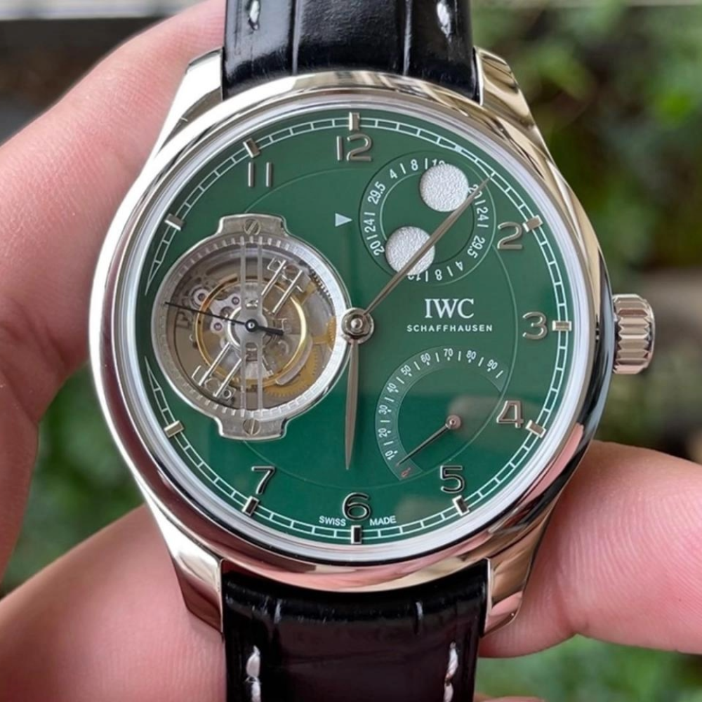 IWC 포르투기저 콘스탄트 파워 투르비옹