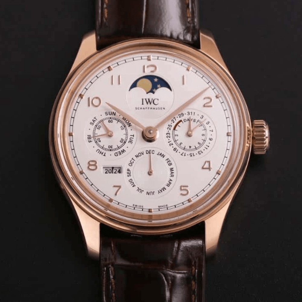 IWC 포르투기저 퍼페츄얼 문페이즈 로즈골드 화이트 다이얼 레더 스트랩 41mm IW503302