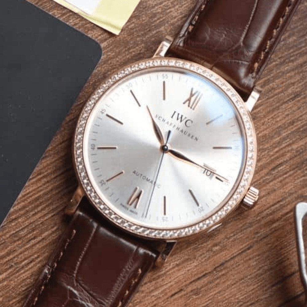 IWC 포르토피노 다이아베젤 로즈골드 화이트 다이얼 레더 스트랩 40mm IW356515