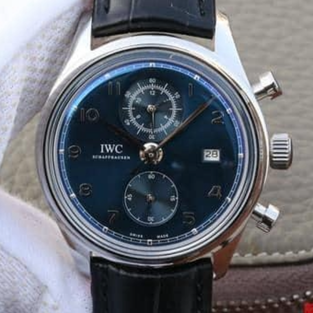 IWC 포르투기저 크로노그래프 클래식 블루 다이얼 레더 스트랩 42mm IW390403
