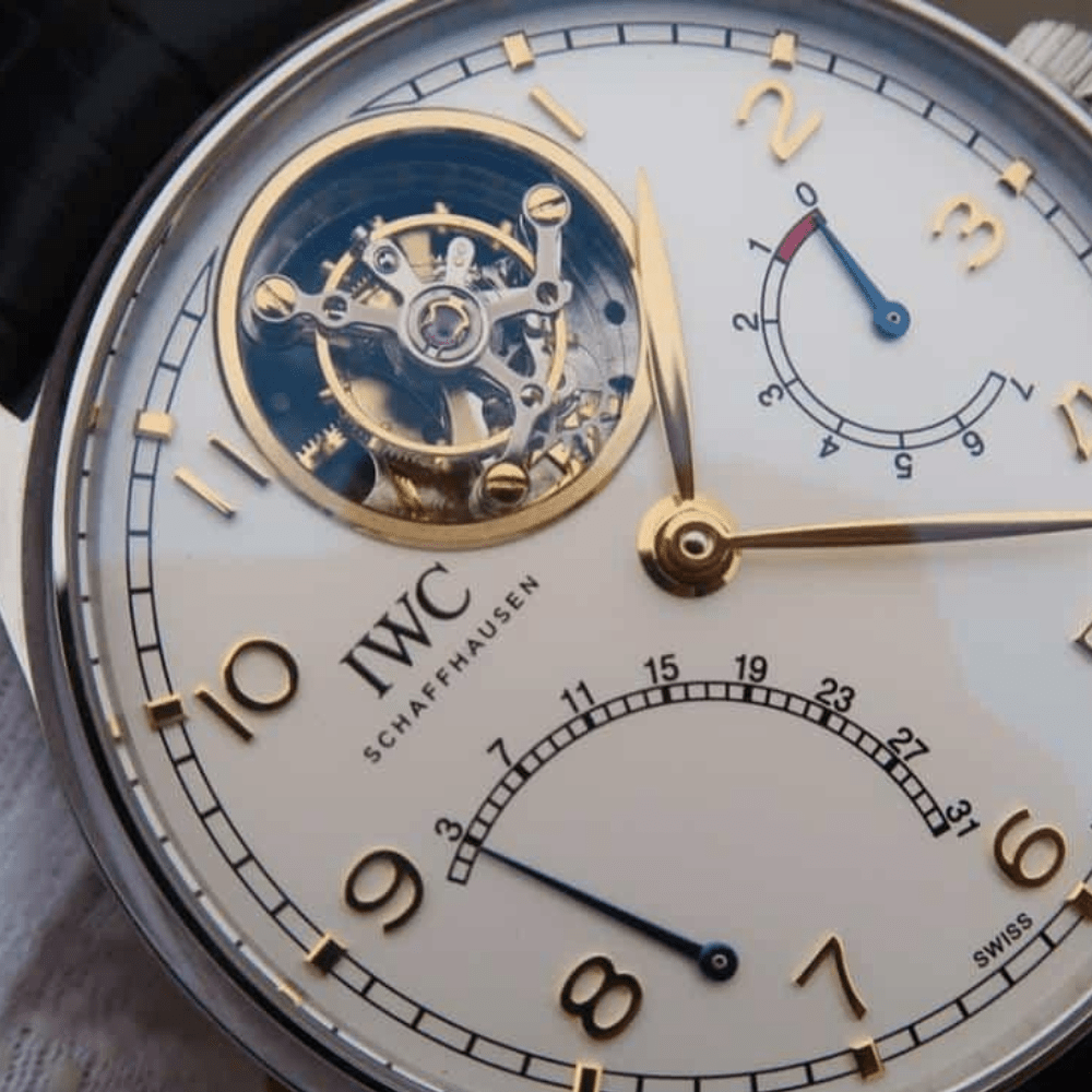 IWC 포르투기저 투르비옹 스틸 화이트/로즈골드 다이얼 레더 스트랩 44.2mm IW504401