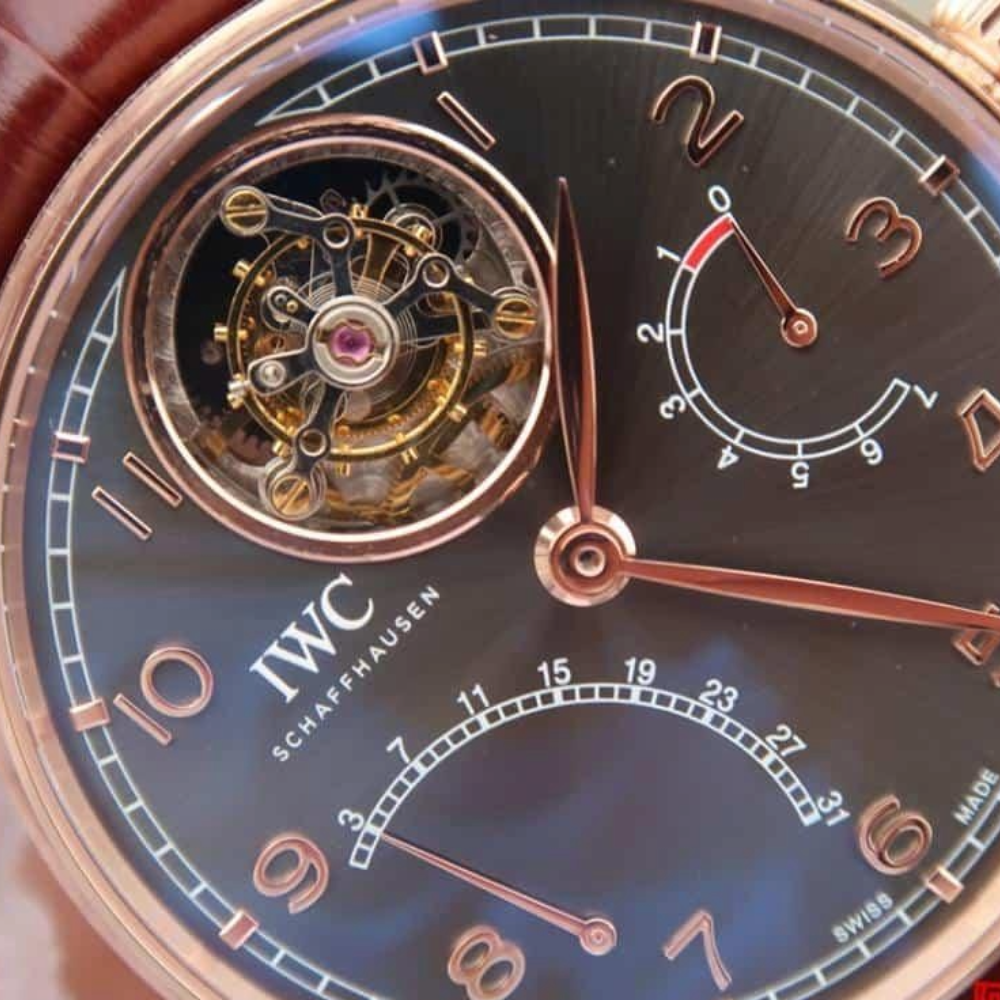 IWC 포르투기저 투르비옹 로즈골드 그레이 다이얼 레더 스트랩 44.2mm IW504401