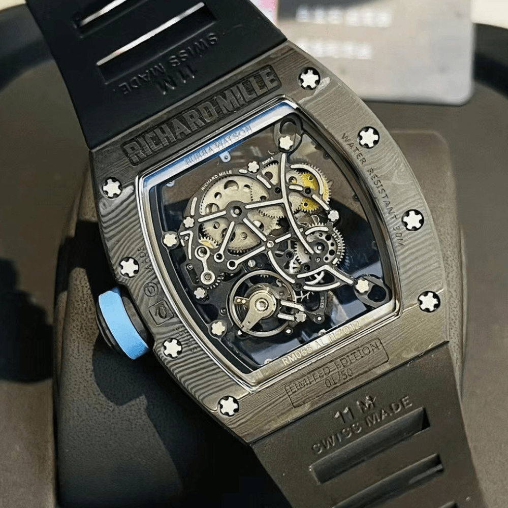 리차드밀 부바왓슨 블랙 NTPT 카본 스켈레톤 다이얼 블랙 러버밴드 블루P RM-055