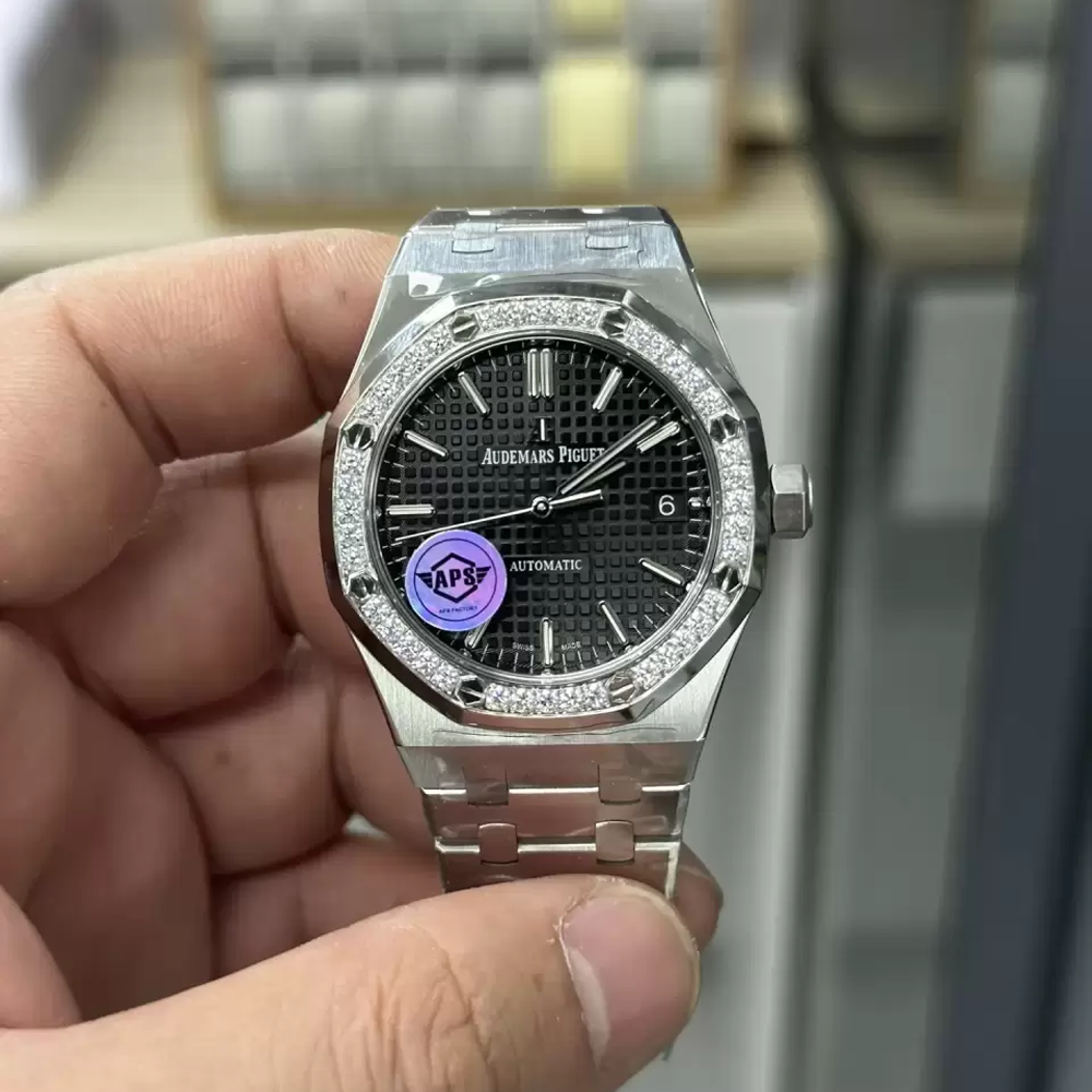 오데마피게 로얄오크 블랙 다이얼 다이아베젤 스틸 SS 브레이슬릿 37mm 15451
