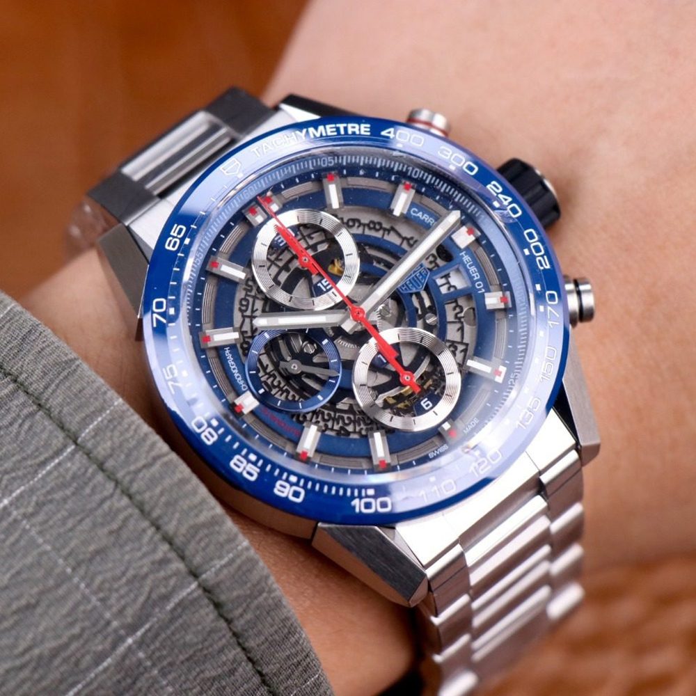 태그호이어 까레라 크로노그래프 세라믹 블루 다이얼 200개 한정판 43mm CAR201T.BA0766