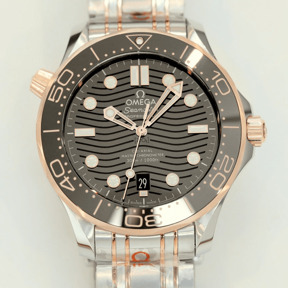 오메가 씨마스터 시리즈 검판 로골 콤비 210.20.42.20.01.001