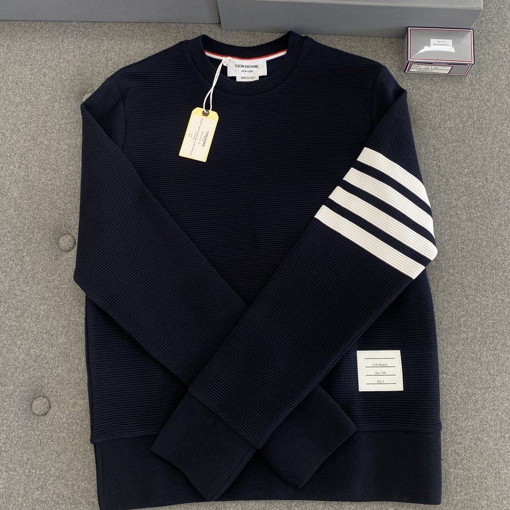 톰브라운 4바 클래식 크루넥 맨투맨