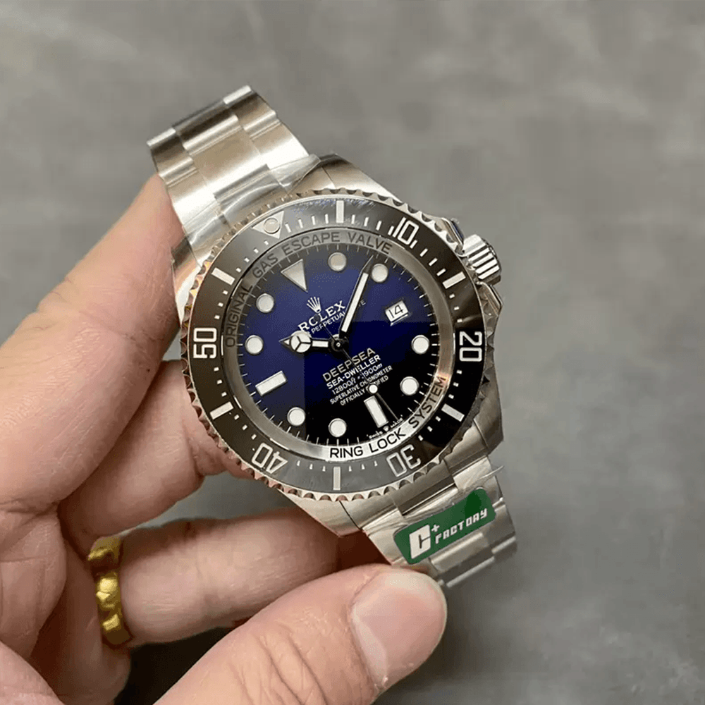 롤렉스 씨드웰러 딥씨 디블루 다이얼 SS 브레이슬릿 44mm m126660