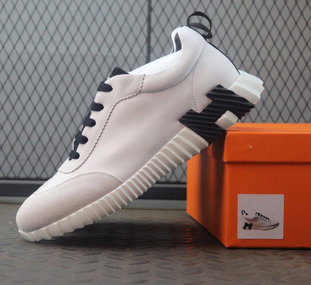 에르메스 바운싱 스니커즈 블랙 포인트