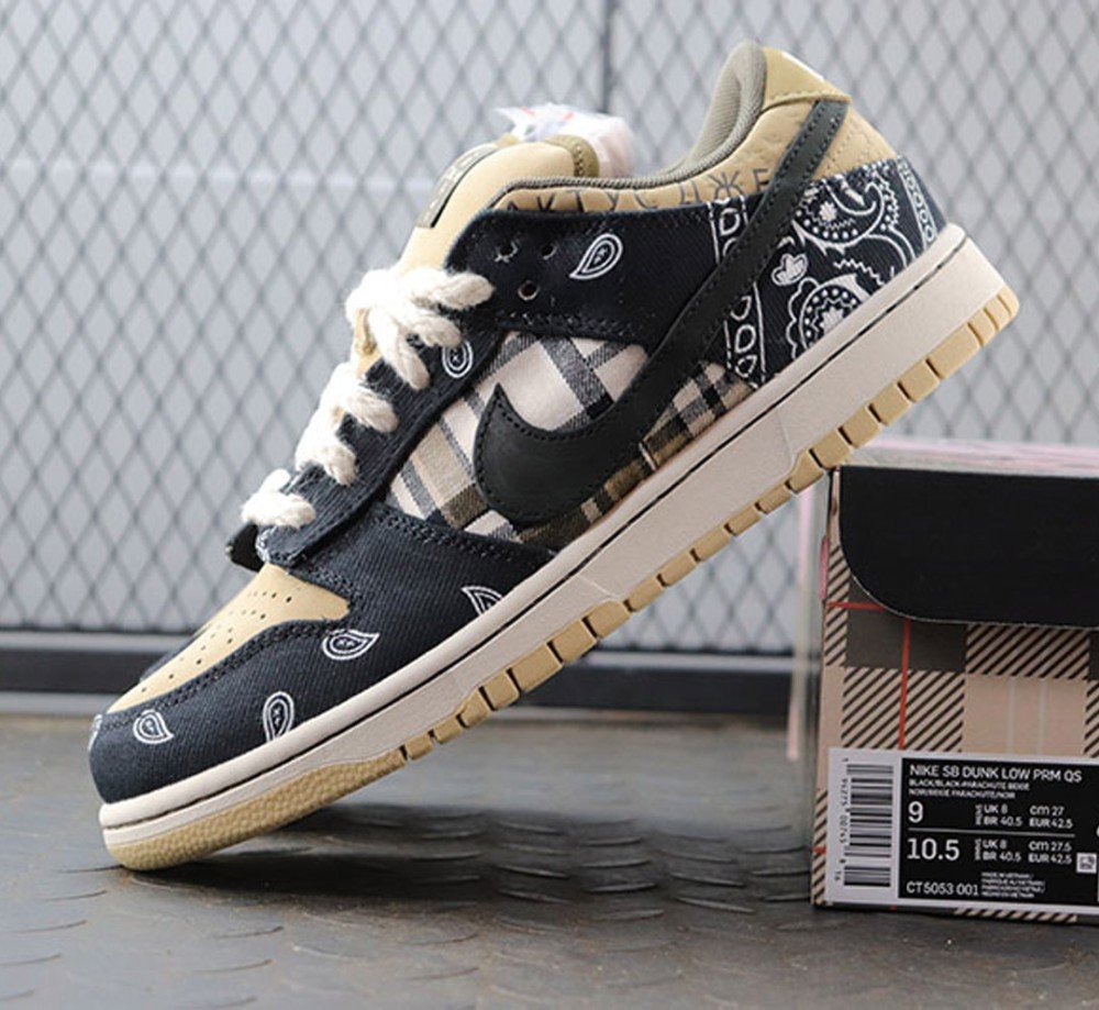 나이키 트레비스스캇 SB 덩크 로우 CT5053-001