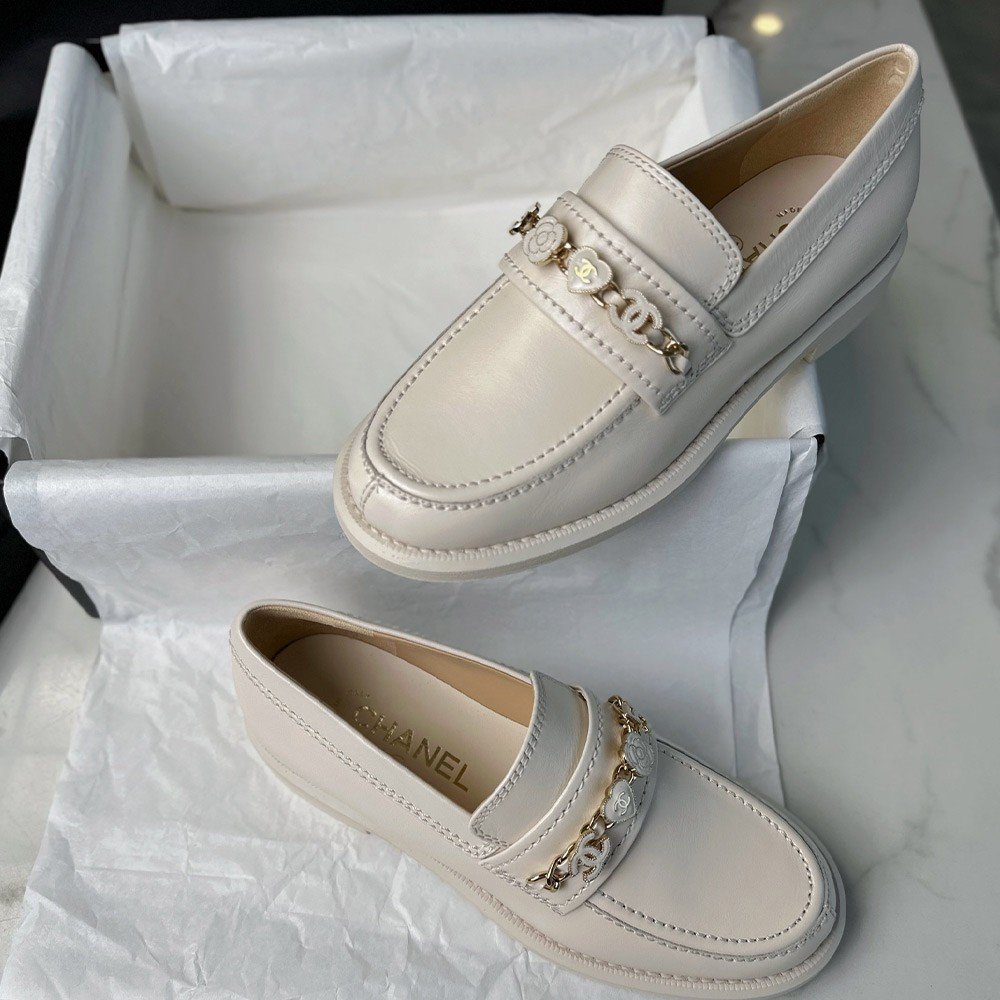 샤넬 하트로고 로퍼