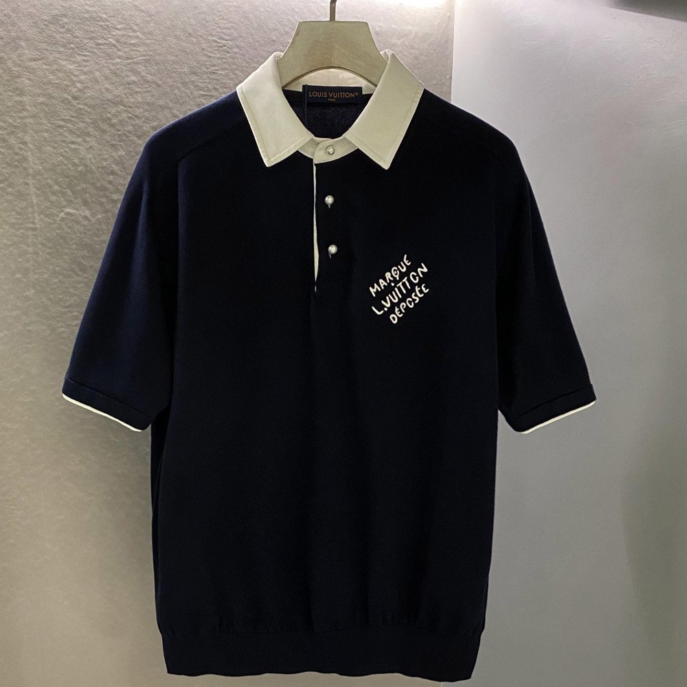 루이비통 24SS 자수로고 폴로 니트 반팔