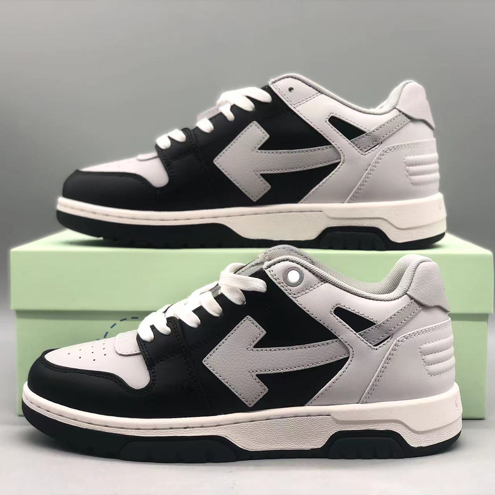 오프화이트 아웃오브 오피스 스니커즈 검흰