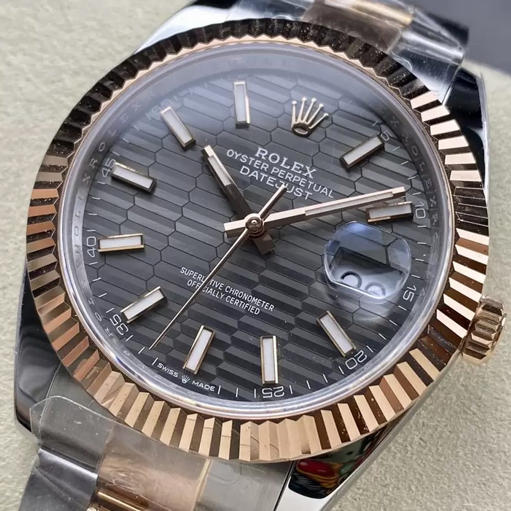 롤렉스 데이저스트 그레이 텍스처 다이얼 바인덱스 RG 콤비 오이스터 41mm 126331