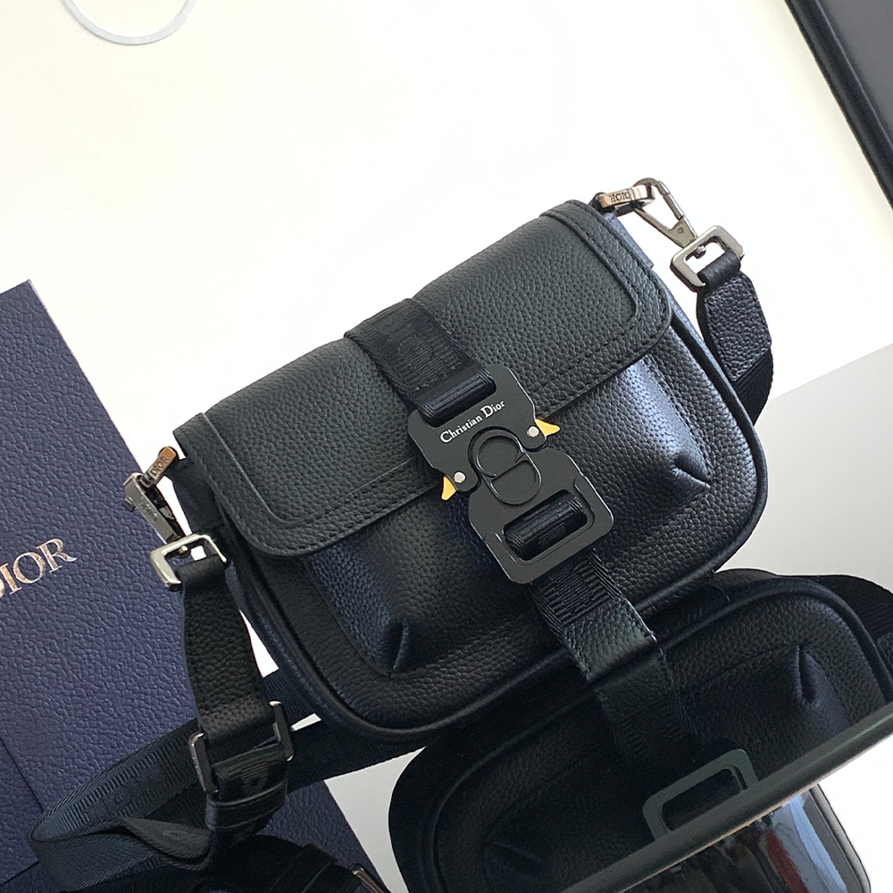 2디올 8 메신저백 오블리크 자카드 남자 크로스백 블랙 1EIPO302YKY