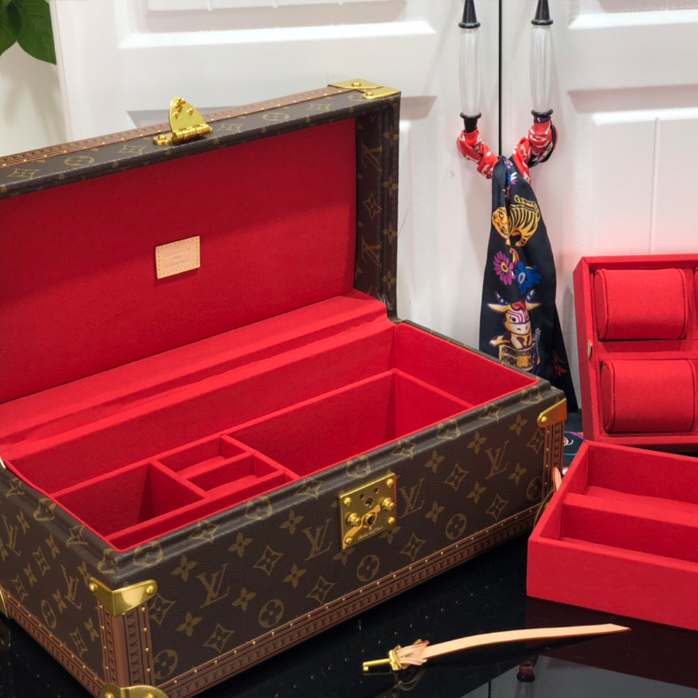 루이비통 코프레 악세수아 모노그램 시계 보관함 브라운/레드 M20209