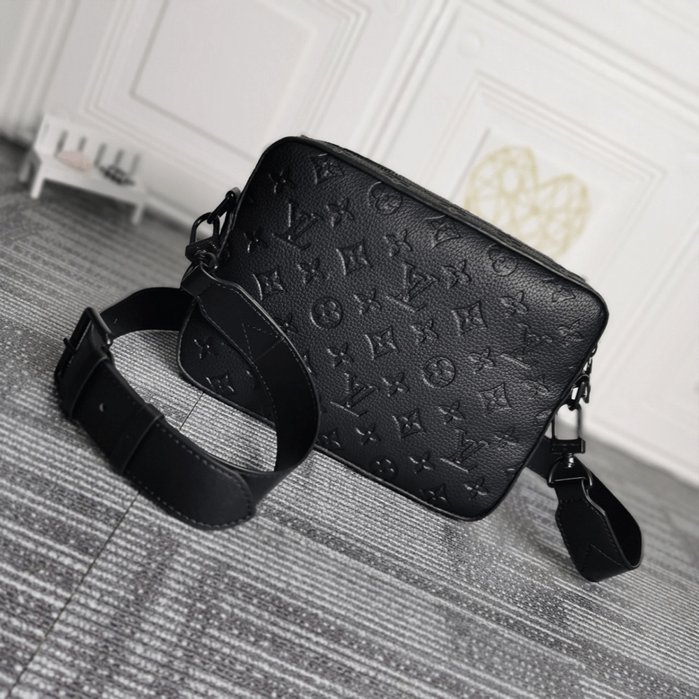 루이비통 스티머 메신저 블랙