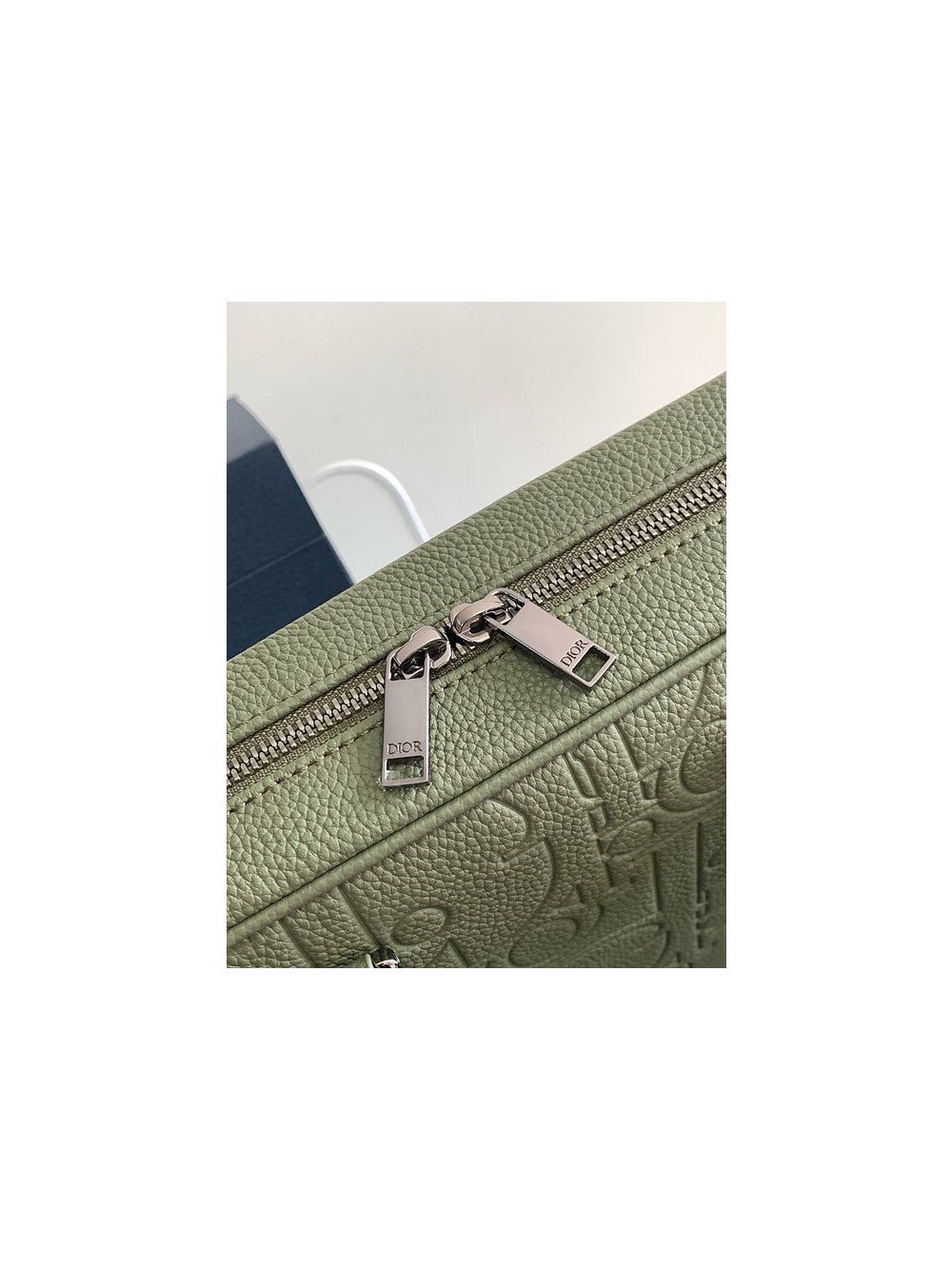 디올 브리프케이스