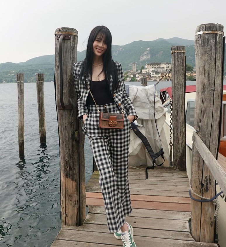 [아이린 PICK] 루이비통 도핀 체인 월릿