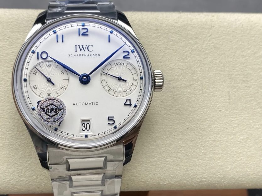 IWC 포르투기저 세븐데이즈 화이트골드 화이트 다이얼 SS 브레이슬릿 42mm IW501702