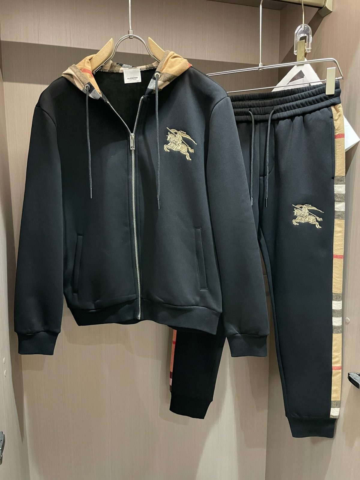 버버리 후드집업 트레이닝복 세트