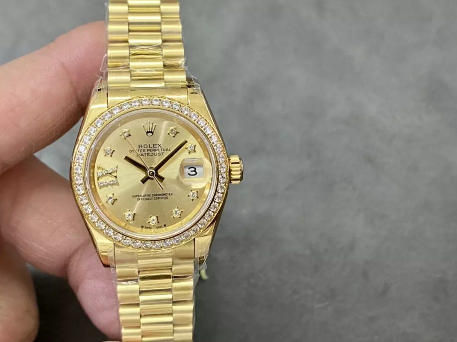 롤렉스 레이디 데이저스트 YG 다이얼 다이아 베젤 로즈골드 28mm 279173