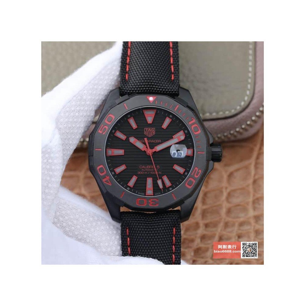 태그호이어 아쿠아레이서 맨체스터 유나이티드 리미티드 에디션 다이빙 워치 43mm WAY208A.FC6381