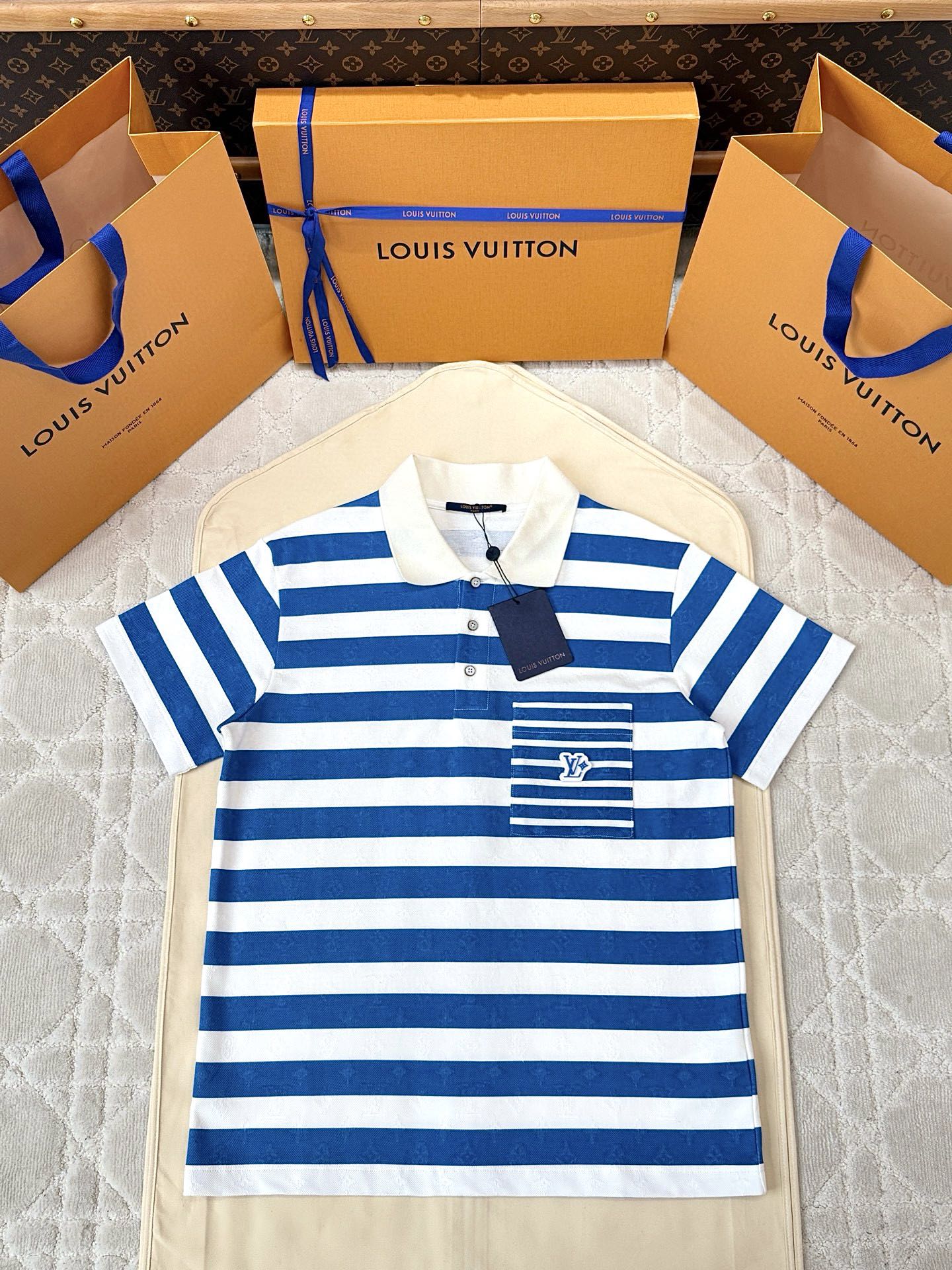 루이비통 LV 포켓 모노그램 스트라이프 반팔 폴로 셔츠